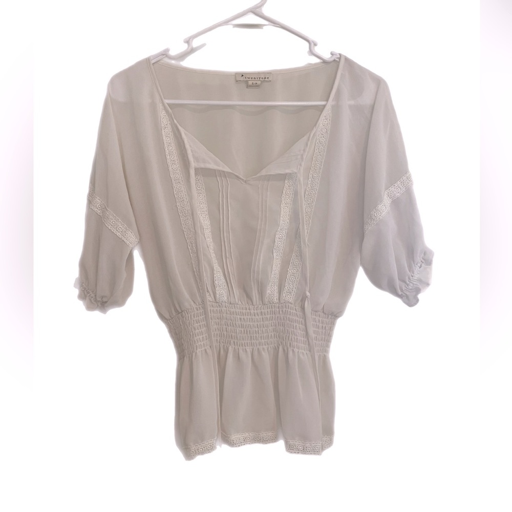Forever 21 Bohemian Sheer Blouse 1/4 Length Sleeve Lace Small White Cottagecore
